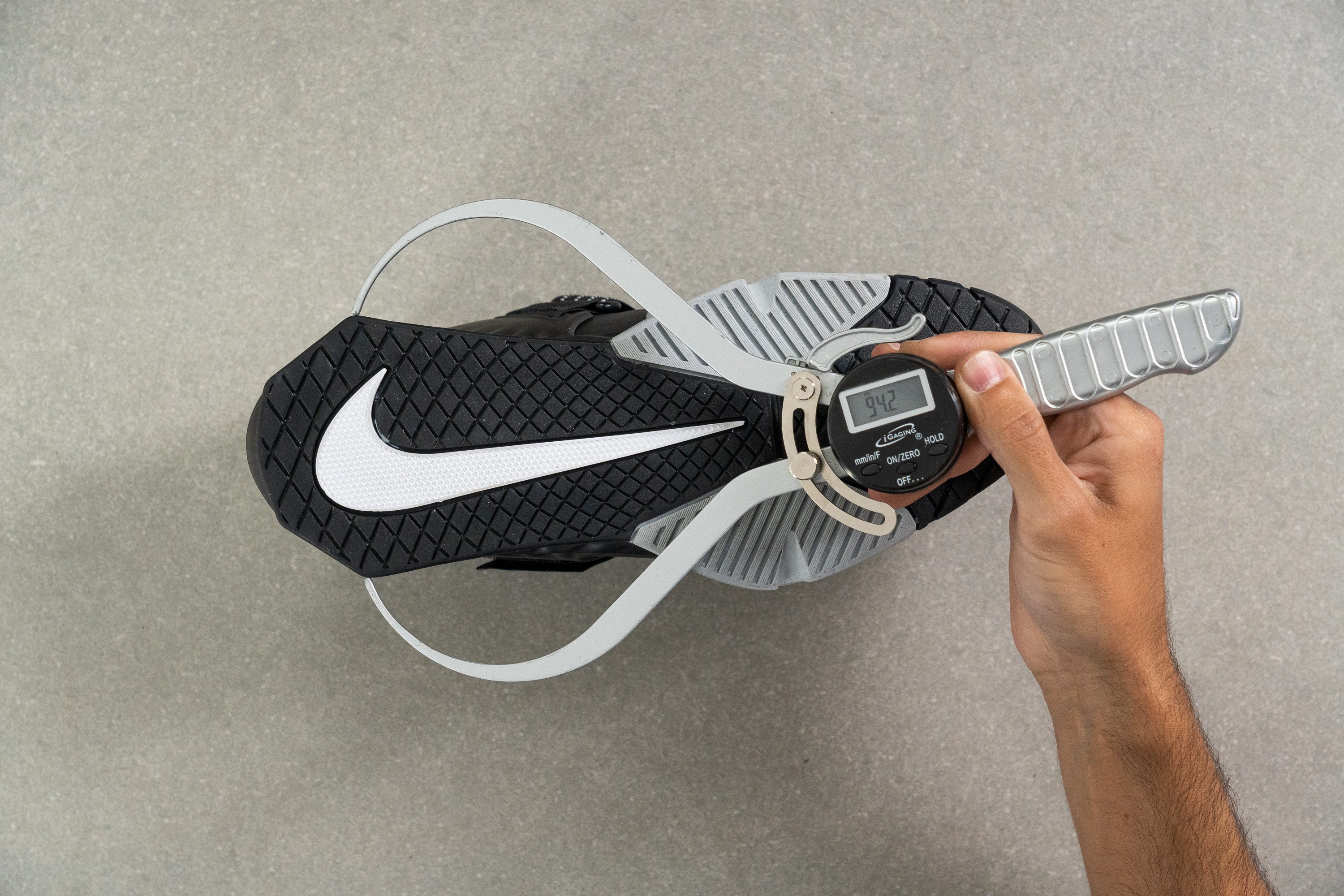 nike-savaleos-midsole-width-in-the-heel-19931473-main Nike Savaleos Midsole width in the heel