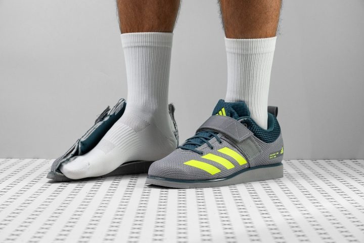 Đánh giá Adidas Powerlift 5